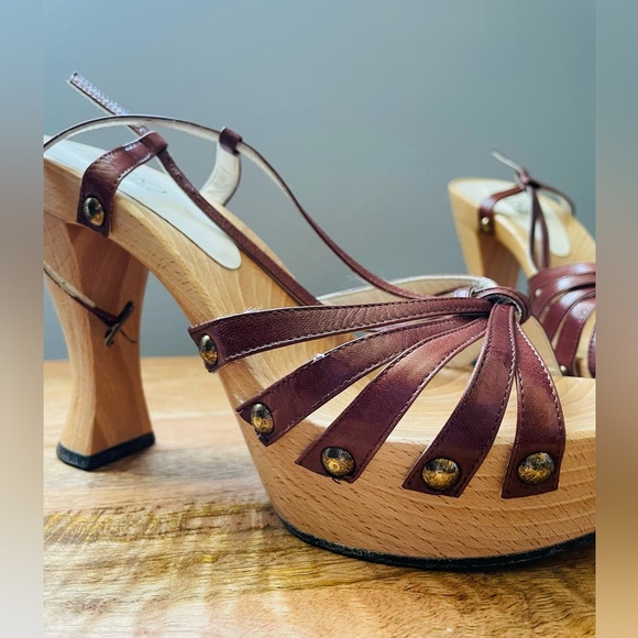 Aldo Brown Leather Strappy Platform Wood Heels Studded Size 37 Italy - Picture 6 of 12